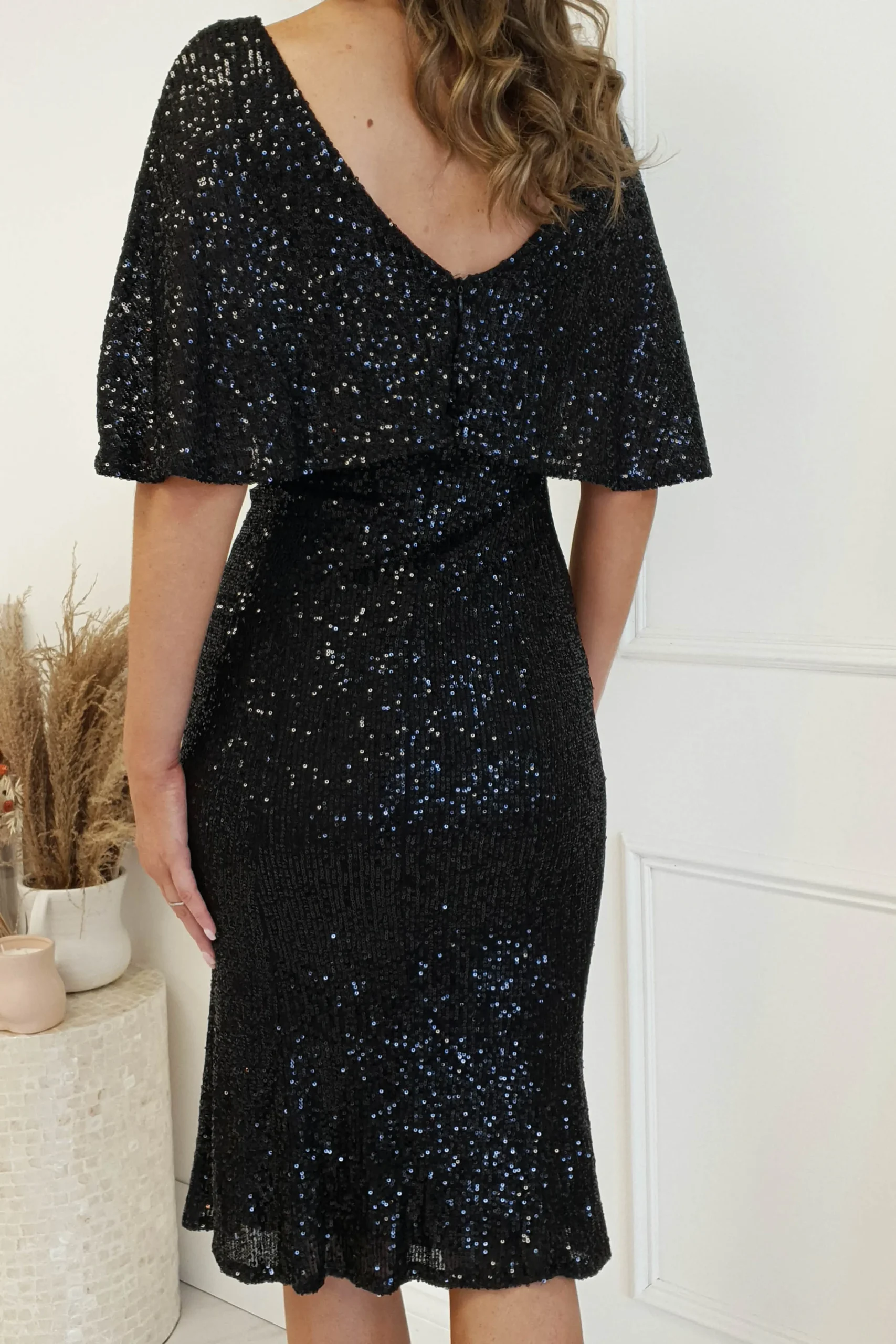 New Alvara Sequin Midi Dress | Black Sommerkleider|Sommerkleider