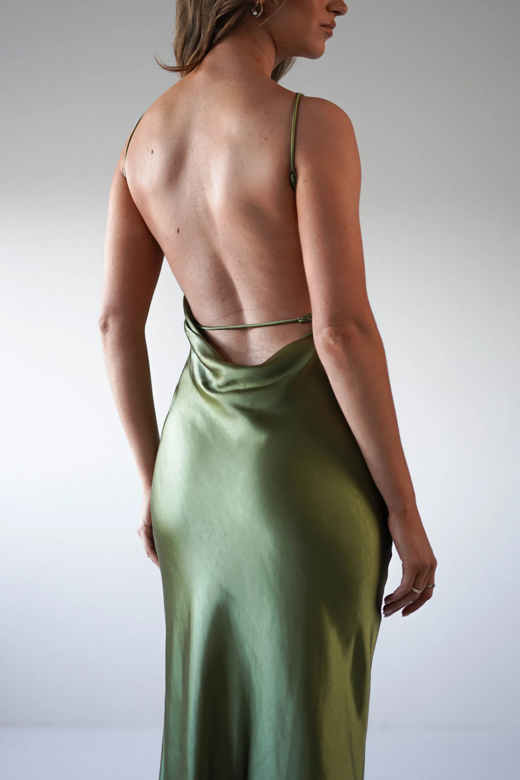 New Bayleigh Soft Satin Maxi Dress | Olive Mittellange Kleider|Midi-kleider