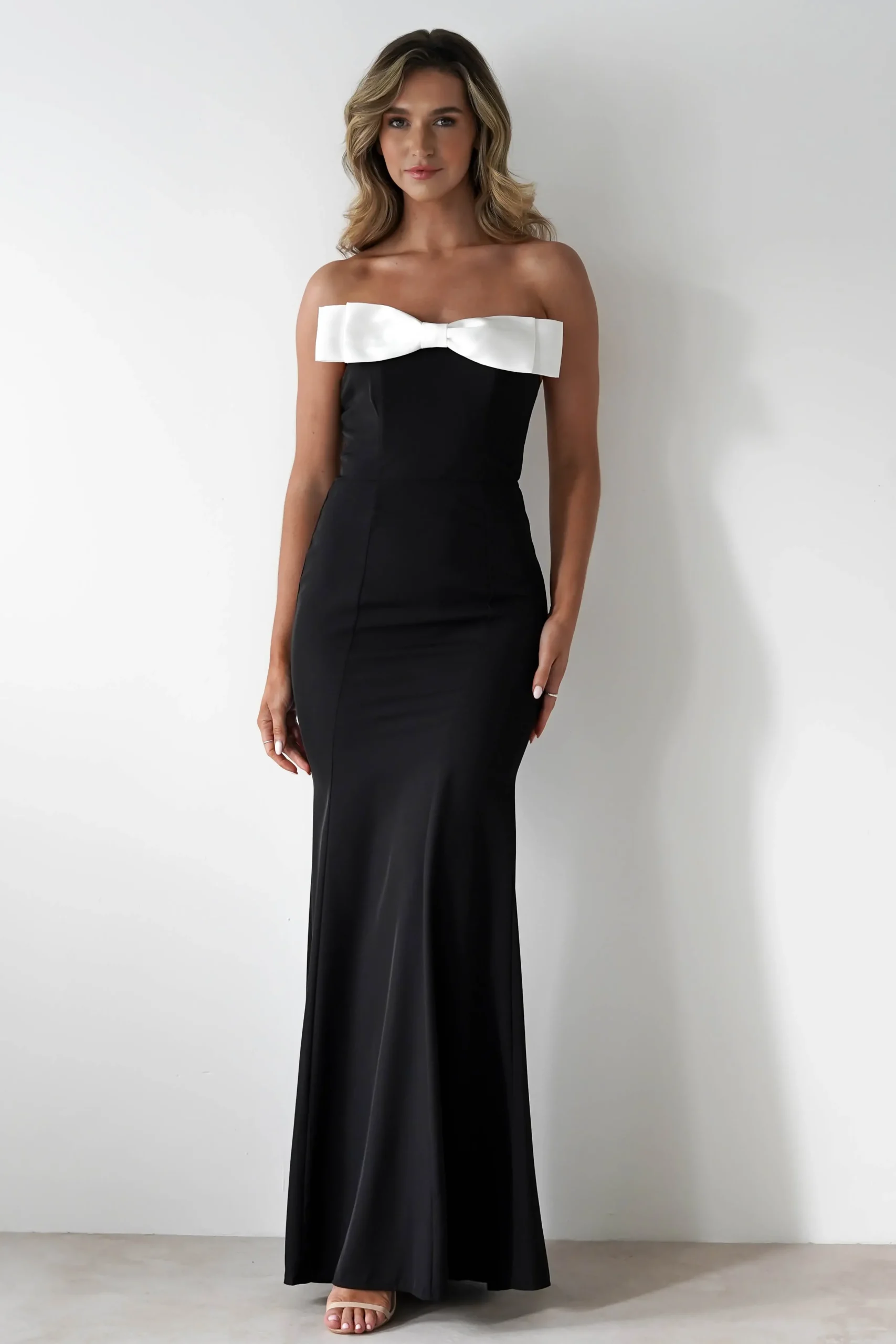 Discount Beckett Strapless Bow Maxi Dress | Black/White Lange Kleider|Maxikleider