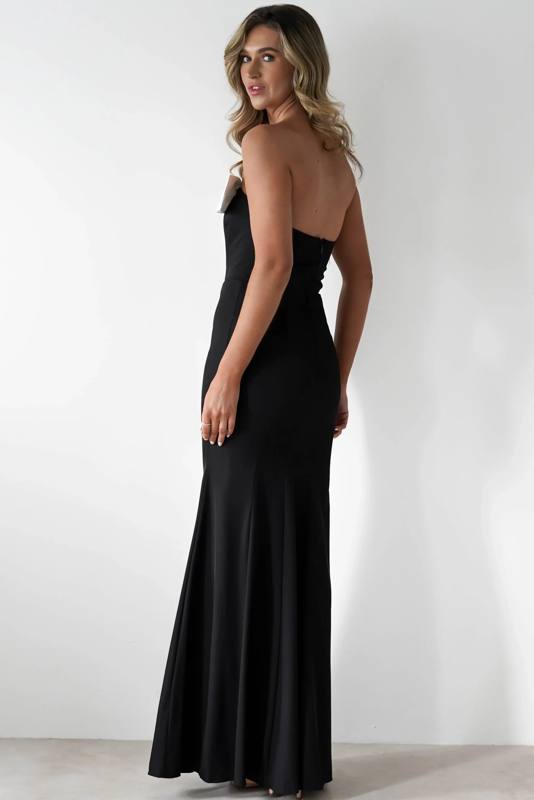 Discount Beckett Strapless Bow Maxi Dress | Black/White Lange Kleider|Maxikleider