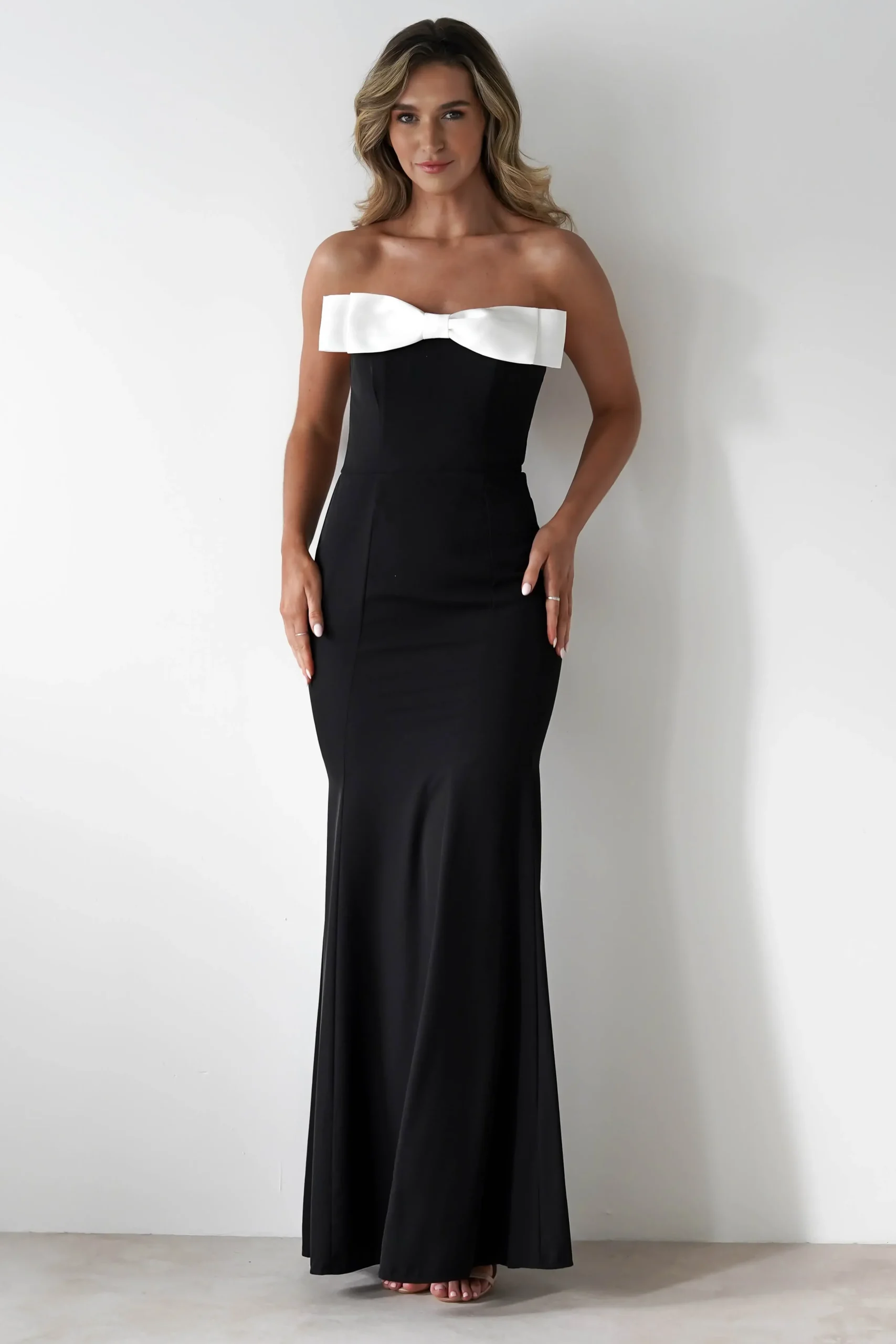 Discount Beckett Strapless Bow Maxi Dress | Black/White Lange Kleider|Maxikleider