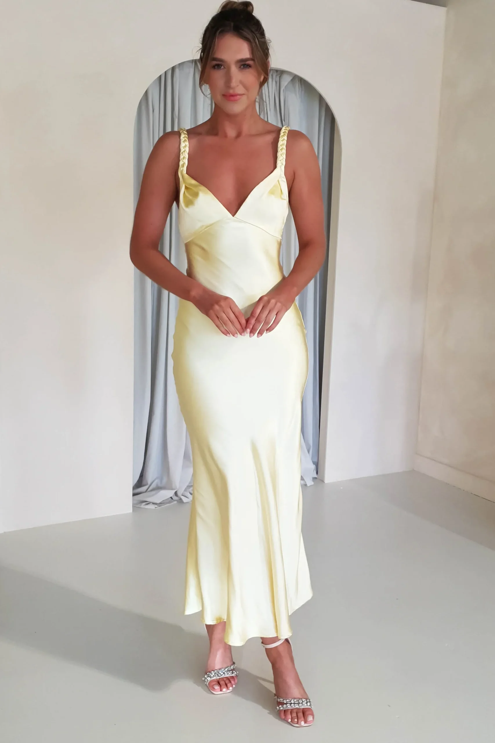 New Bethanie Soft Satin Maxi Dress | Yellow Mittellange Kleider|Midi-kleider