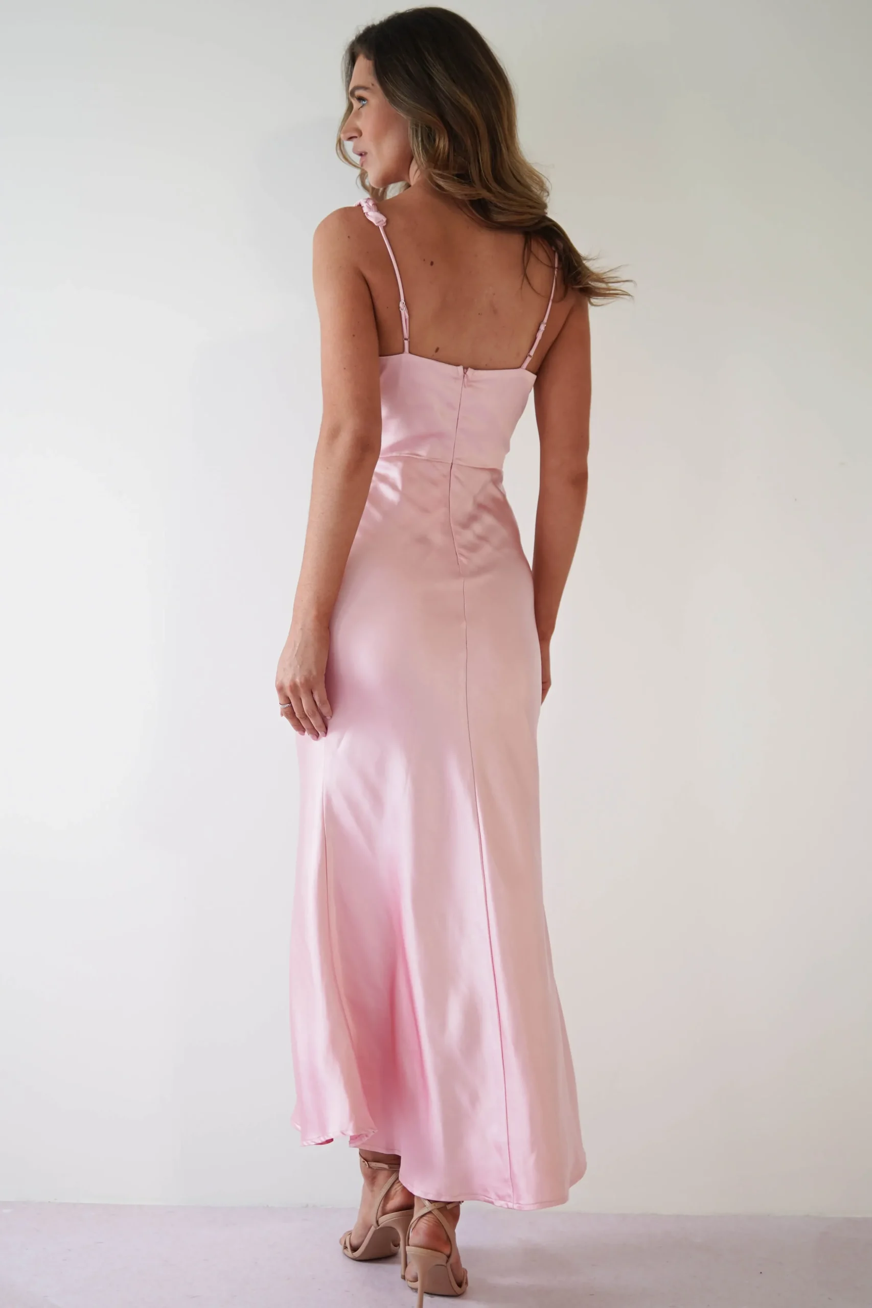 Outlet Bethanie Soft Satin Maxi Dress | Light Pink Mittellange Kleider|Midi-kleider