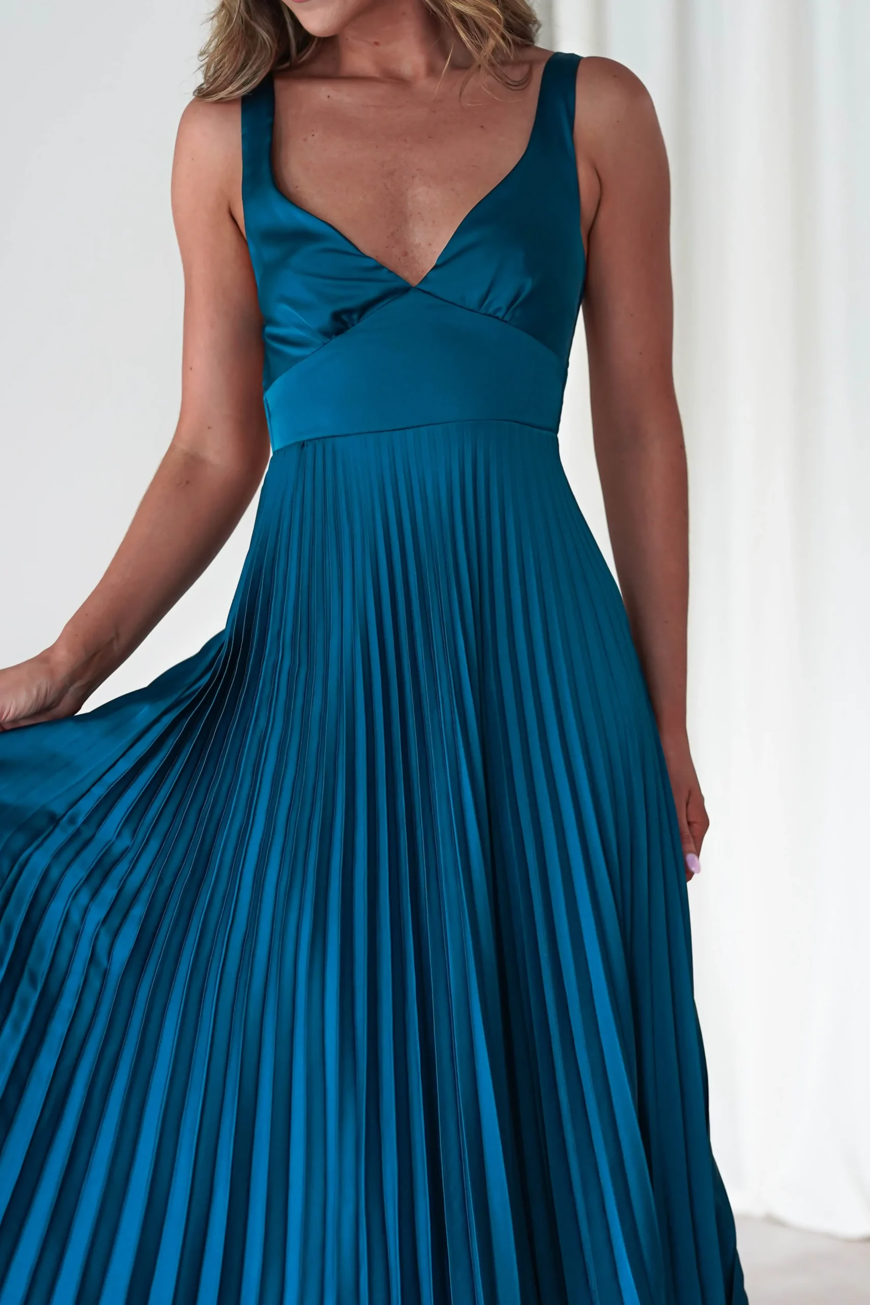 Online Cheri Pleated Midaxi Dress | Teal Lange Kleider|Maxikleider