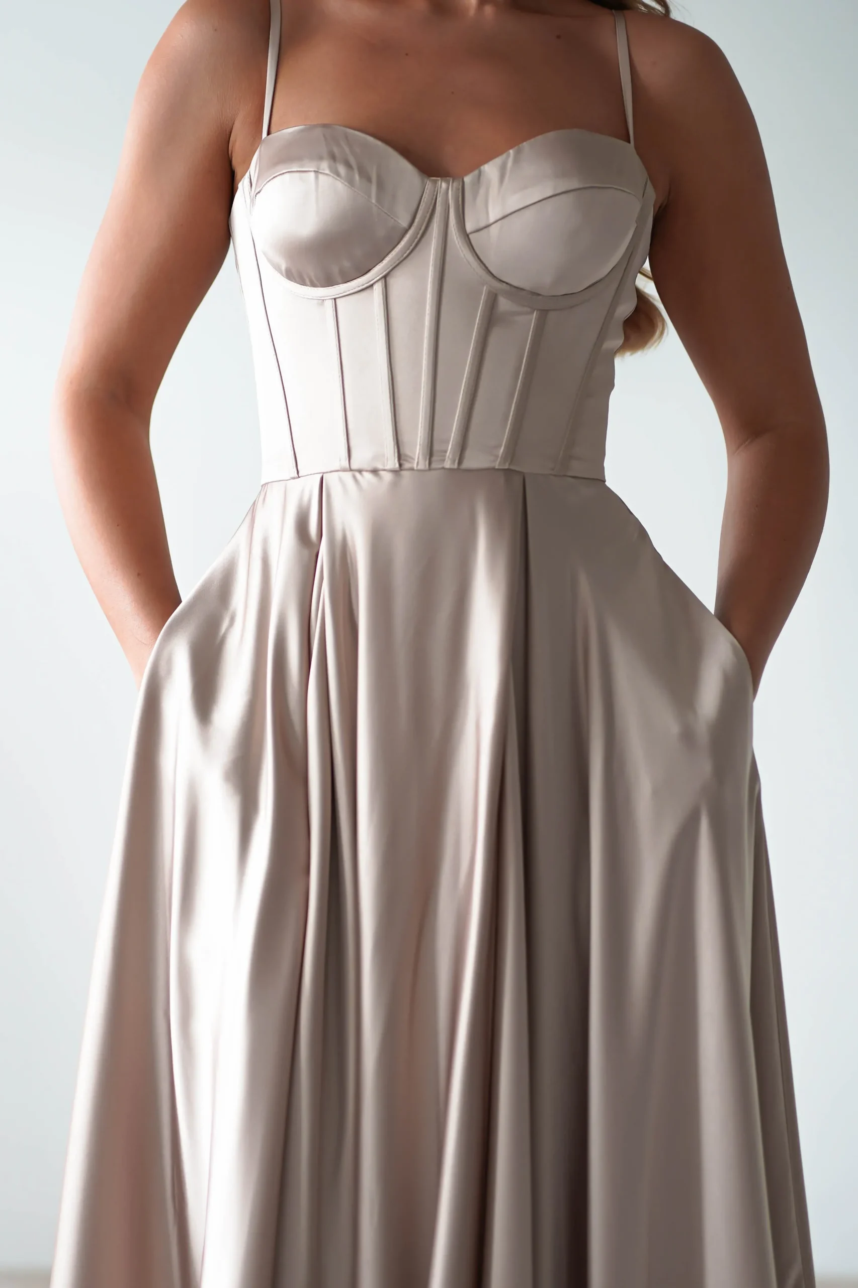 Hot Georgia Soft Satin Maxi Gown | Champange Lange Kleider|Maxikleider
