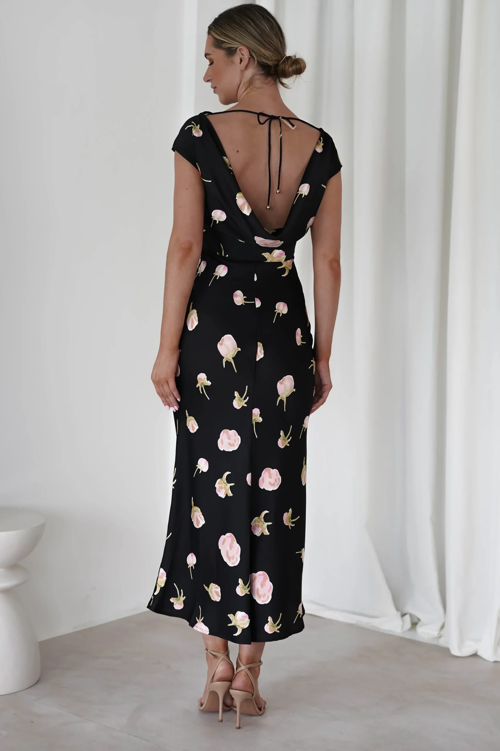Online Hazel Soft Floral Maxi Dress | Black Lange Kleider|Maxikleider