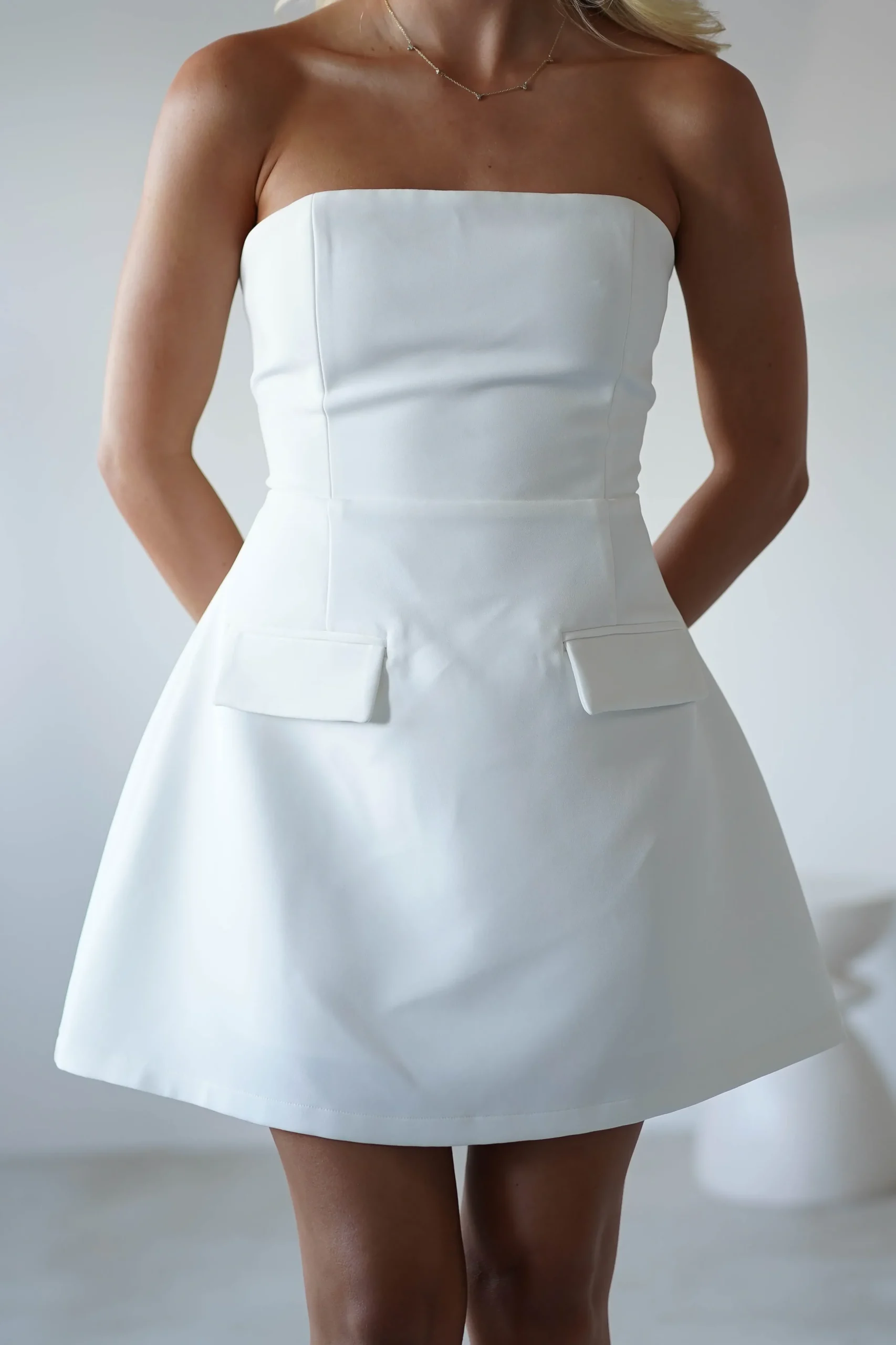Sale Karla Structured Strapless Mini Dress | White Kleider In Minilänge|Minikleider
