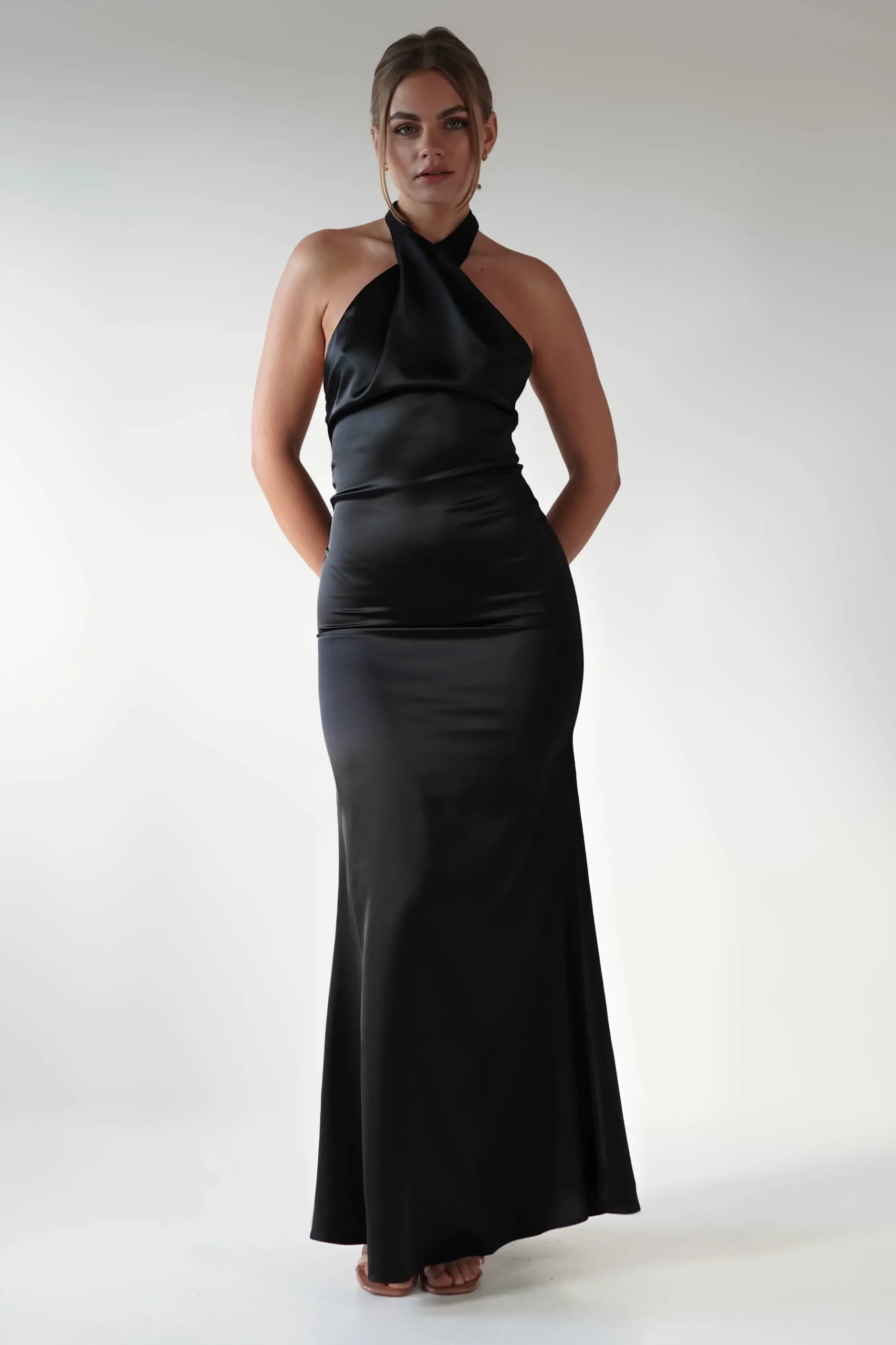 Best Kartia Halterneck Maxi Gown | Black Lange Kleider|Maxikleider