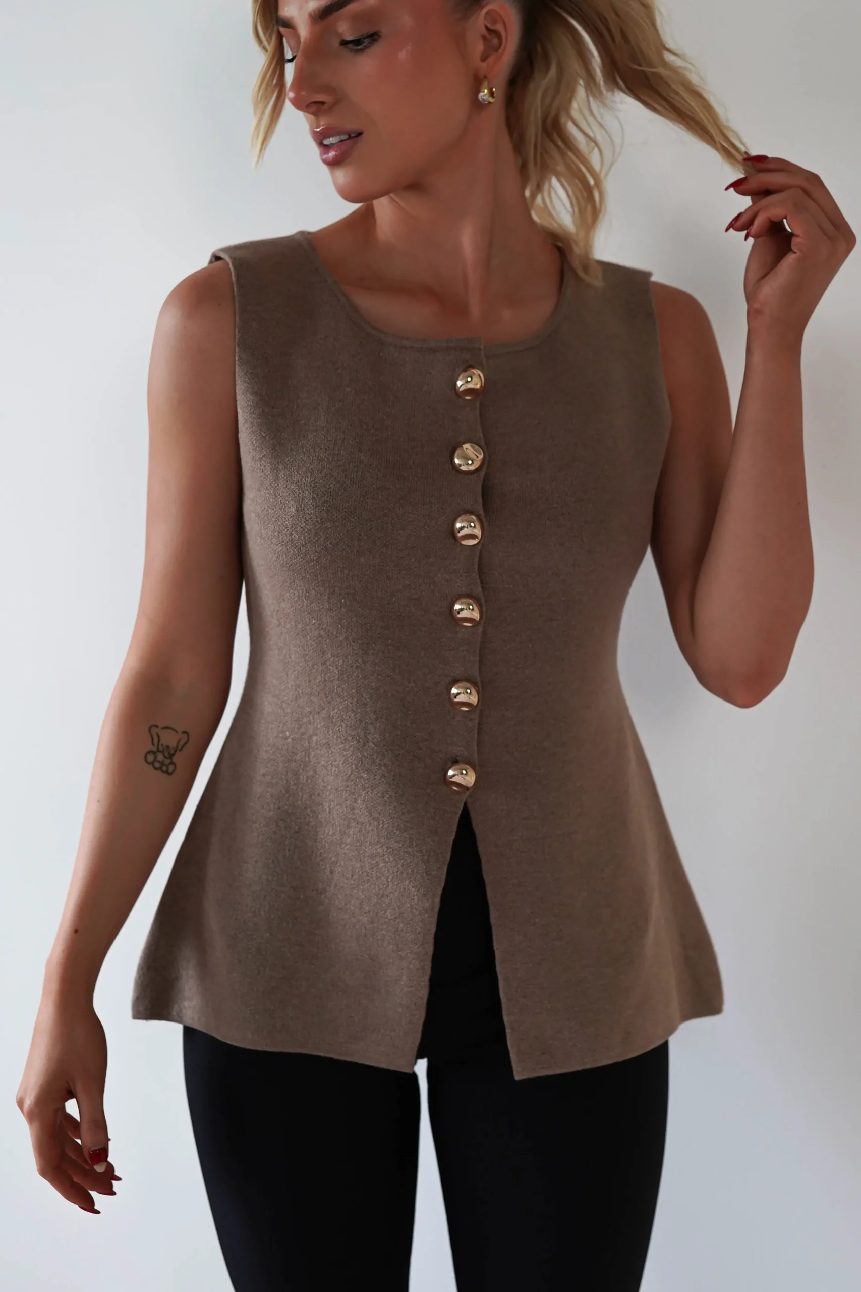 Hot Louella Gold Button Waistcoat Top | Brown Oberteile|Strickwaren
