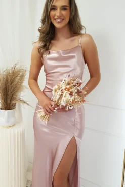 Hot Love Silky Satin Gown | Blush Lange Kleider|Maxikleider