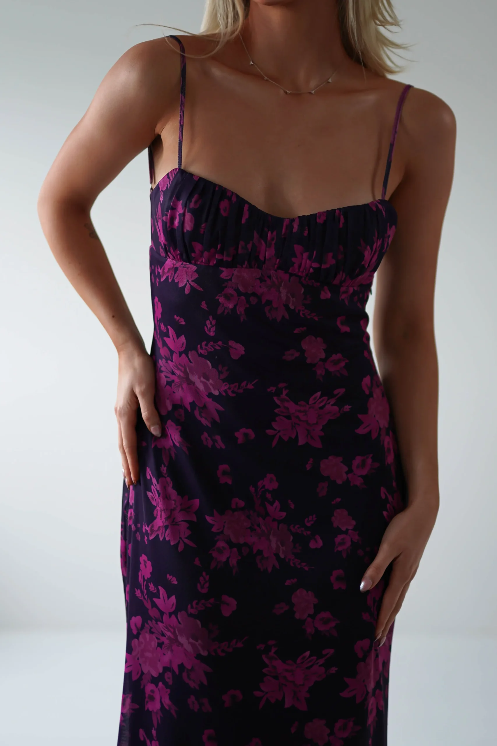 New Merlo Low Back Midaxi Dress | Grape Print Lange Kleider|Maxikleider