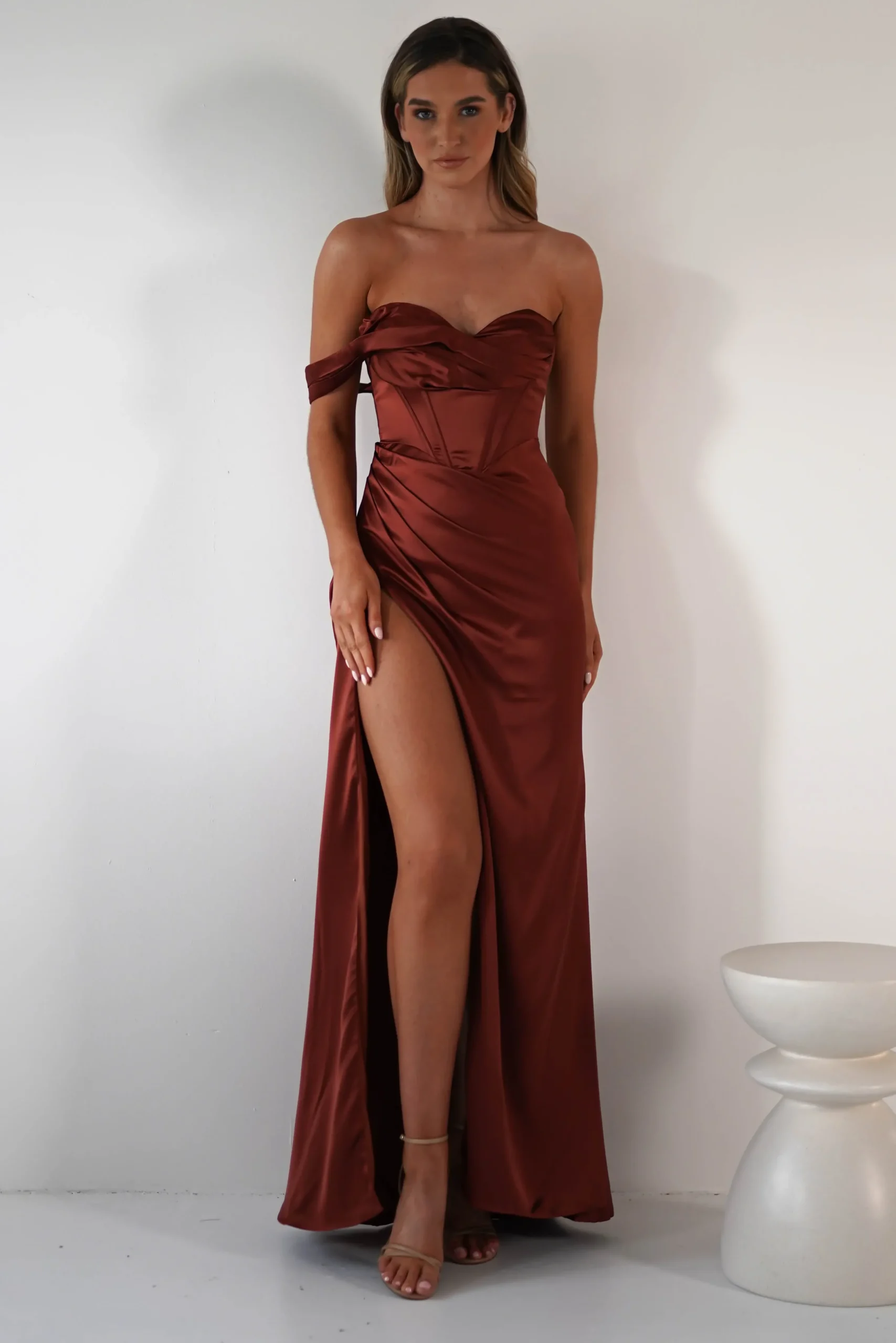 Fashion Nicolette Soft Satin Maxi Gown | Rust Lange Kleider|Maxikleider