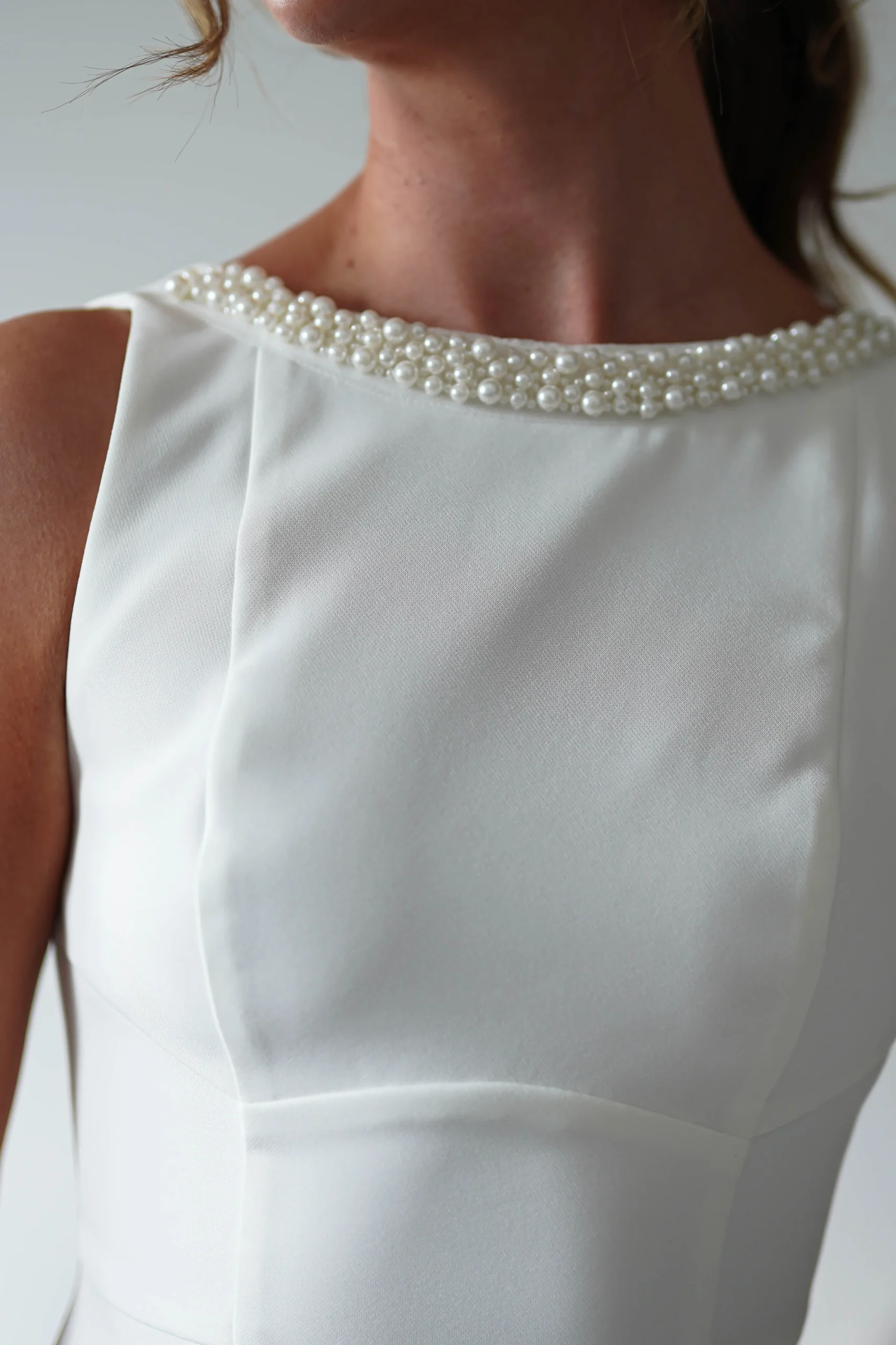 Fashion Polly Structured Pearl Detail Mini Dress | White Junggesellenabschiedskleider|Junggesellinnenabschied / Weiße Kleider