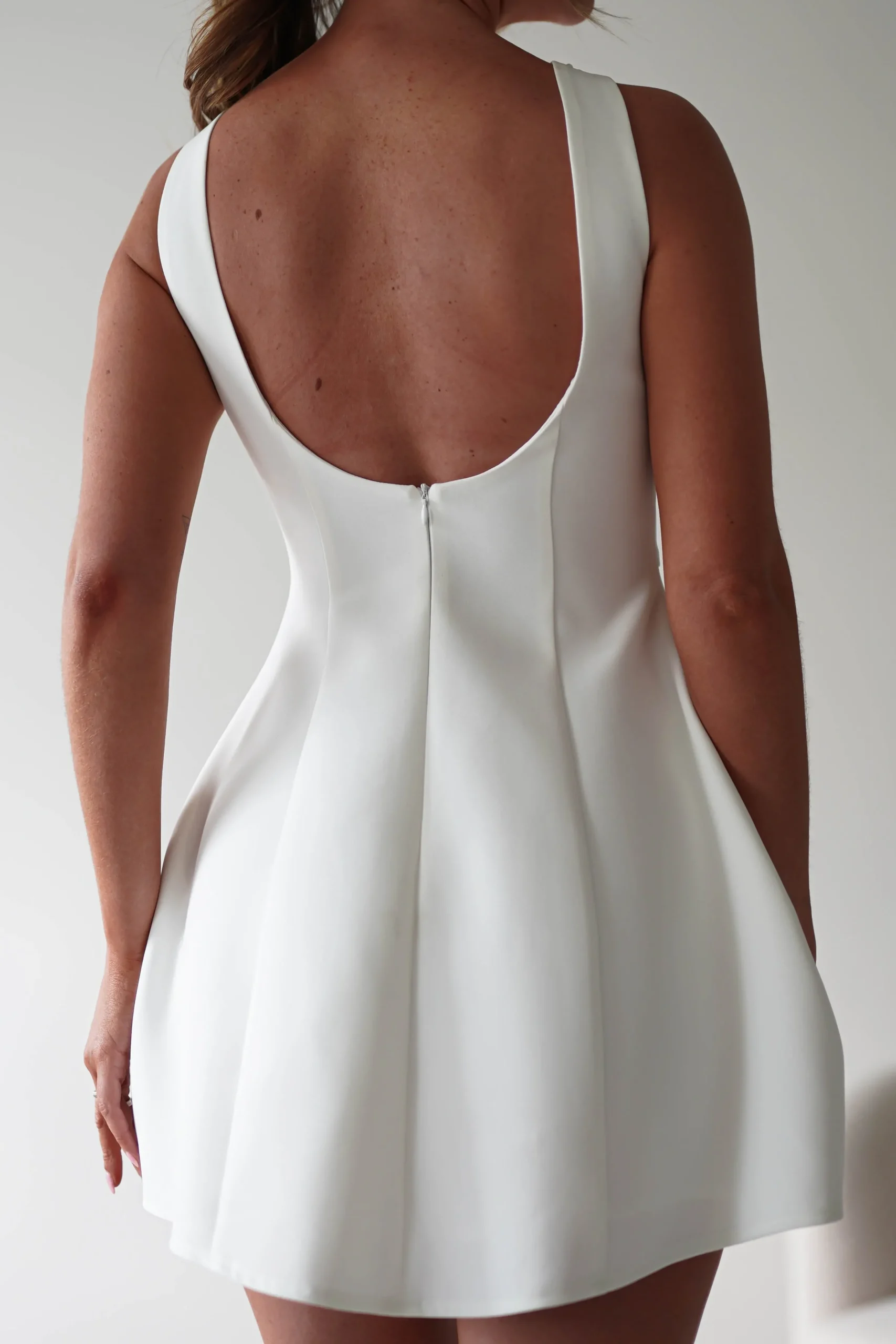 Fashion Polly Structured Pearl Detail Mini Dress | White Junggesellenabschiedskleider|Junggesellinnenabschied / Weiße Kleider