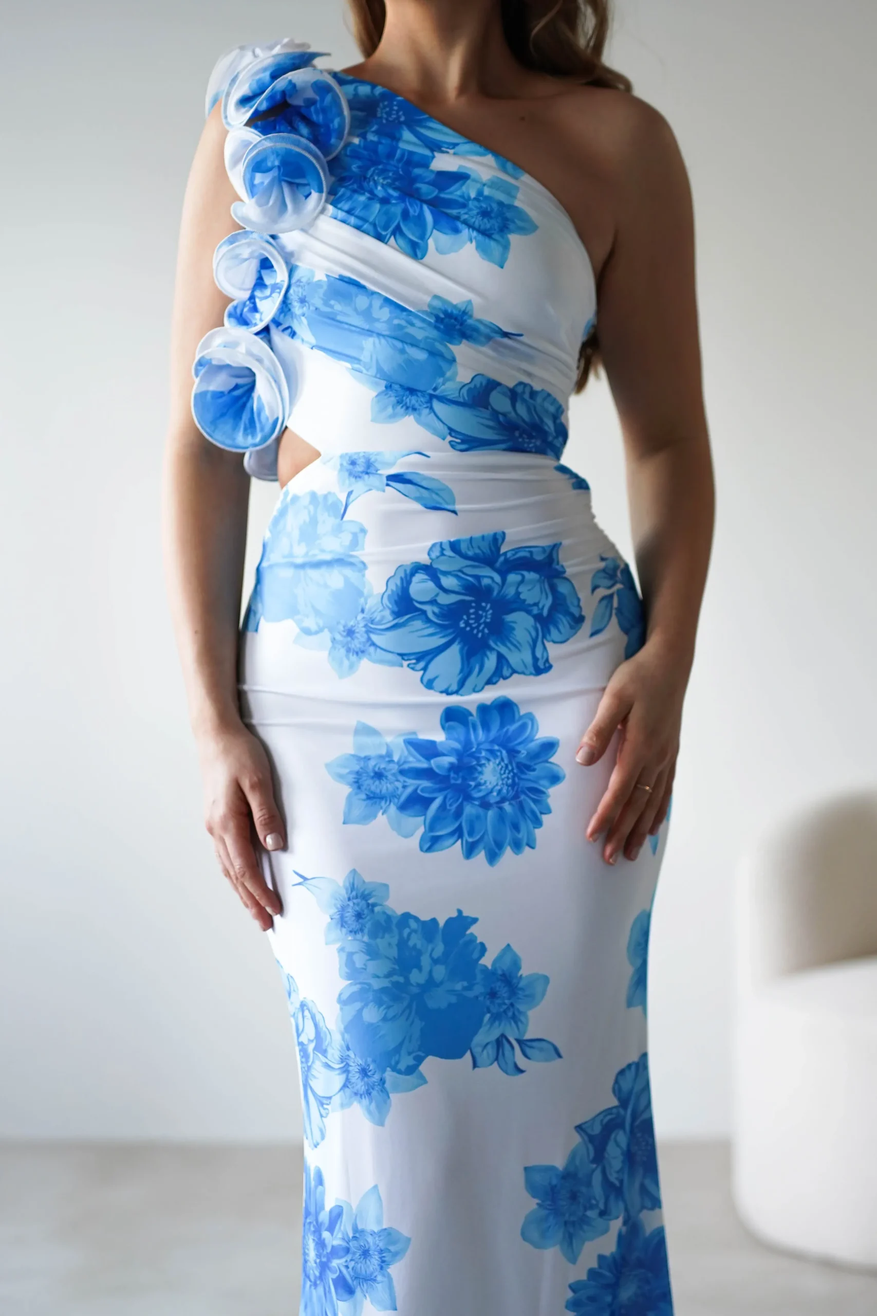 Online Rhia Ruffle Floral Maxi Dress | Blue/White Lange Kleider|Maxikleider