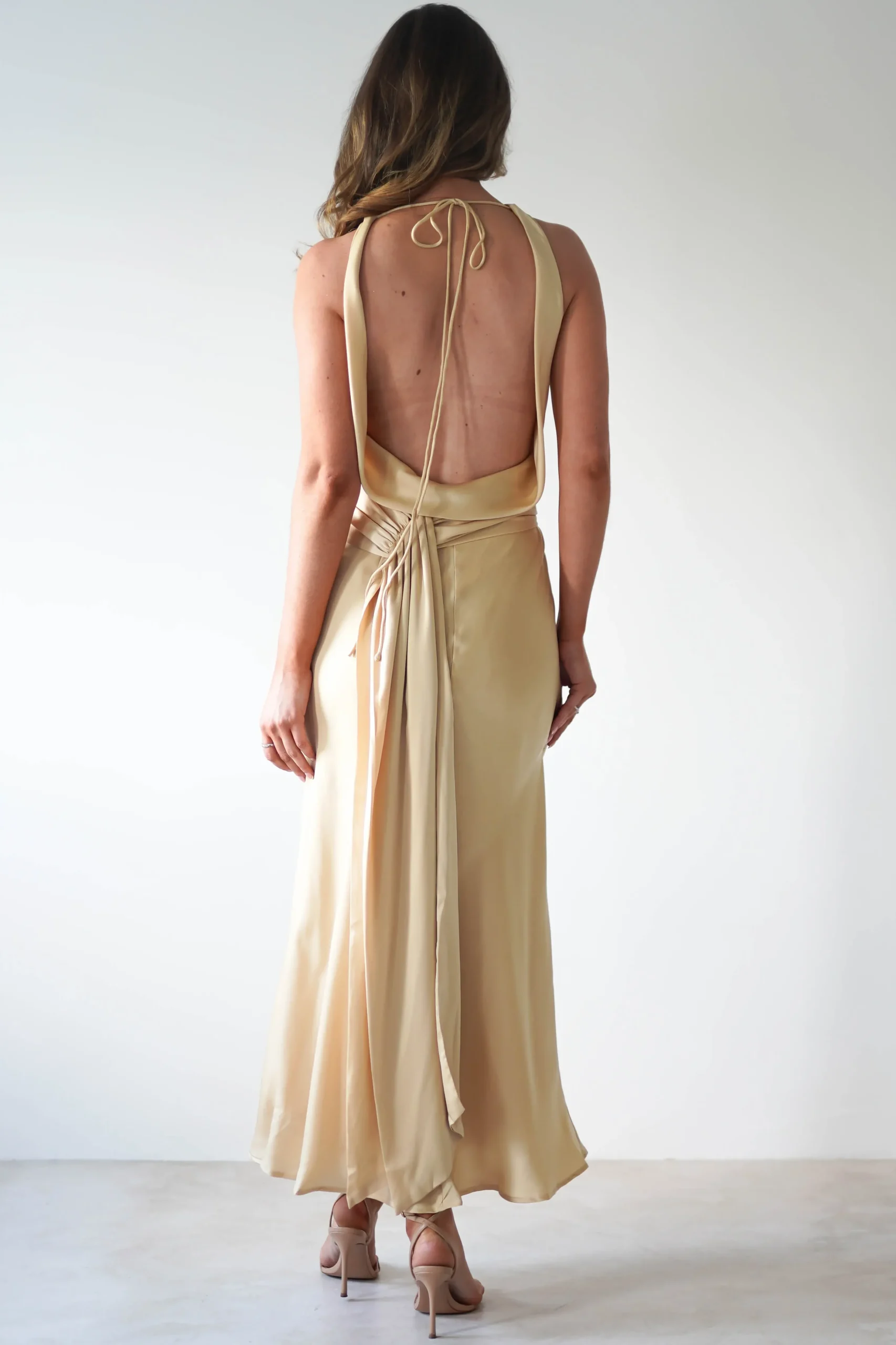 Hot River Backless Maxi Dress | Sand Lange Kleider|Maxikleider