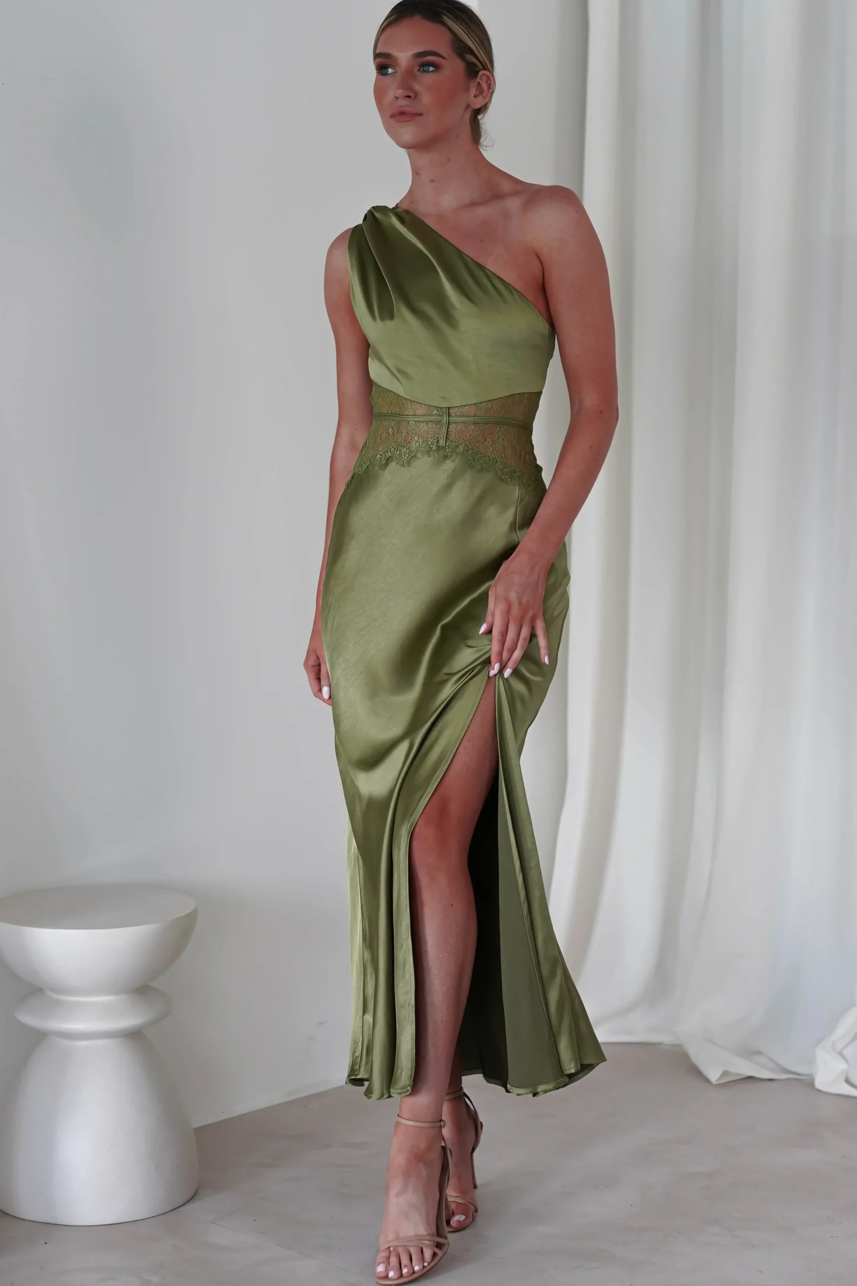 Hot Valentina Soft Satin Maxi Dress | Olive Lange Kleider|Maxikleider